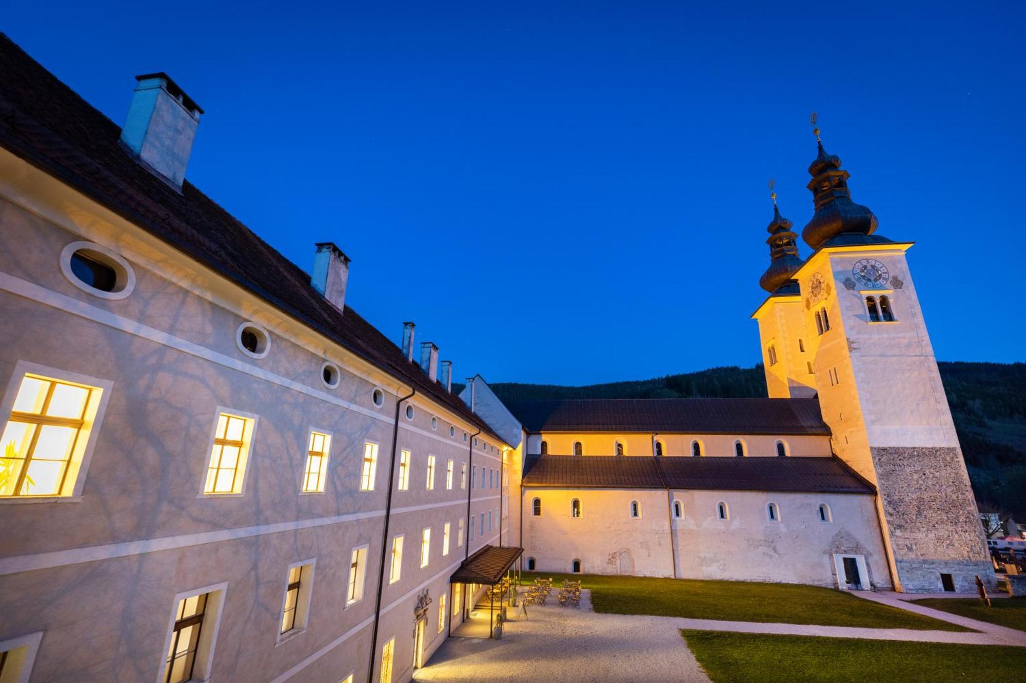 Jufa Hotel Stift Gurk Екстер'єр фото