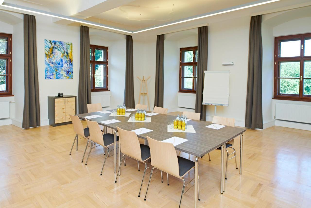 Jufa Hotel Stift Gurk Екстер'єр фото